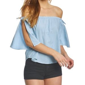 Billabong Blues Baby Chambray Off Shoulder Top / Size S
